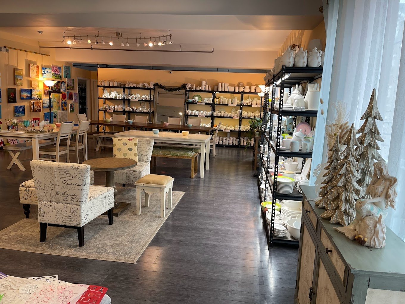 Painting Pottery Cafe