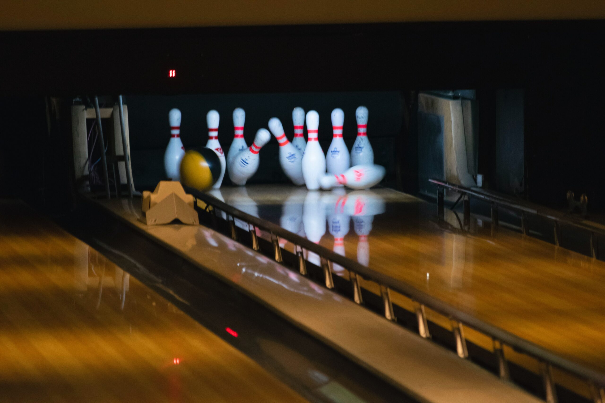 Bowlero White Plains