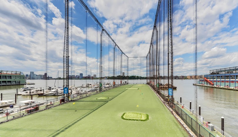 Chelsea Piers Golf Club