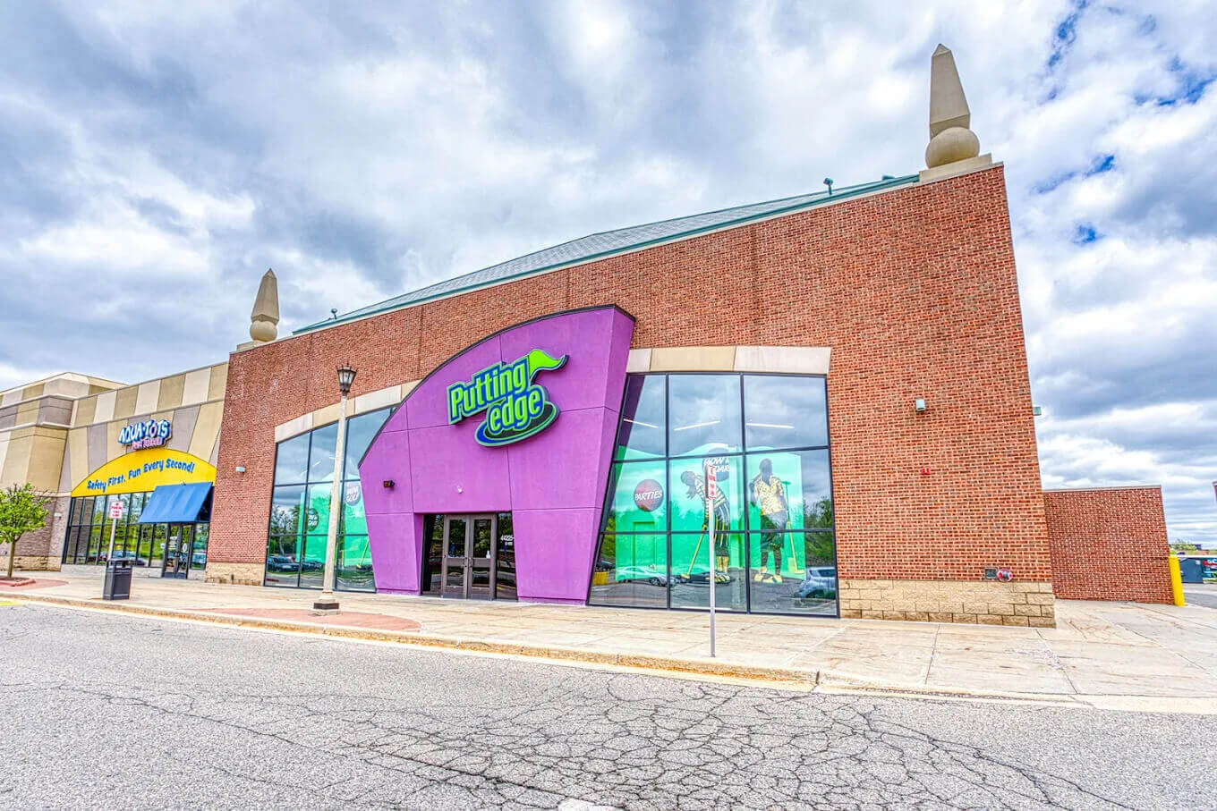 Novi Putting Edge