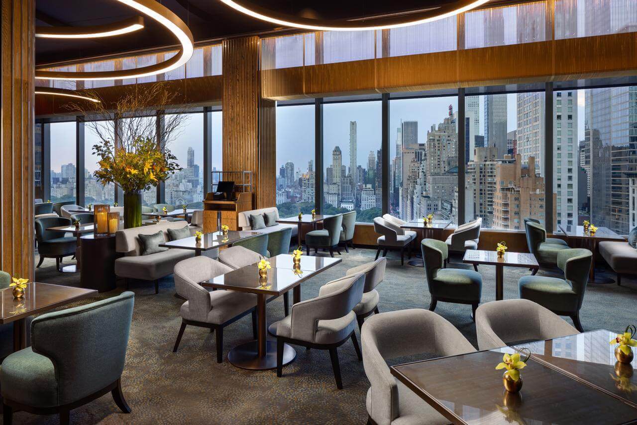 MO Lounge at the Mandarin Oriental Hotel
